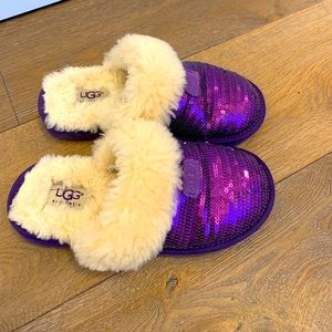 Girls UGG Australia sequin slippers Size 2